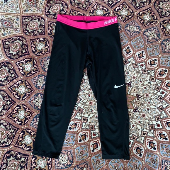 Nike Pants - NIKE Pro workout pants